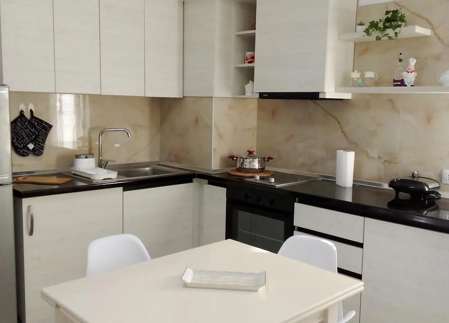 Hello Happy, 19 Apartamento Tirana 0*,